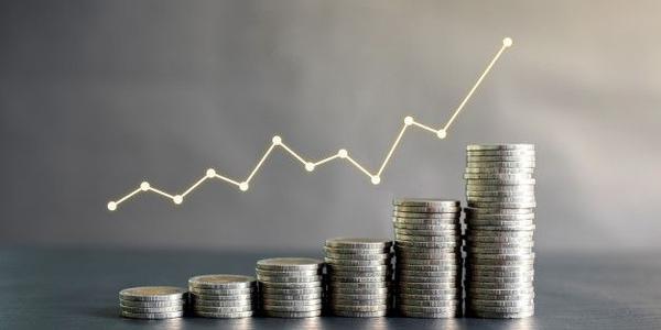A potential Bitcoin price surge above $100,000 could lead to increased prices for SOL, SUI, ICP, and ENA.