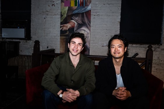 Pinstripe Aims to Revolutionize Secondhand Clothing Sales for Online Sellers